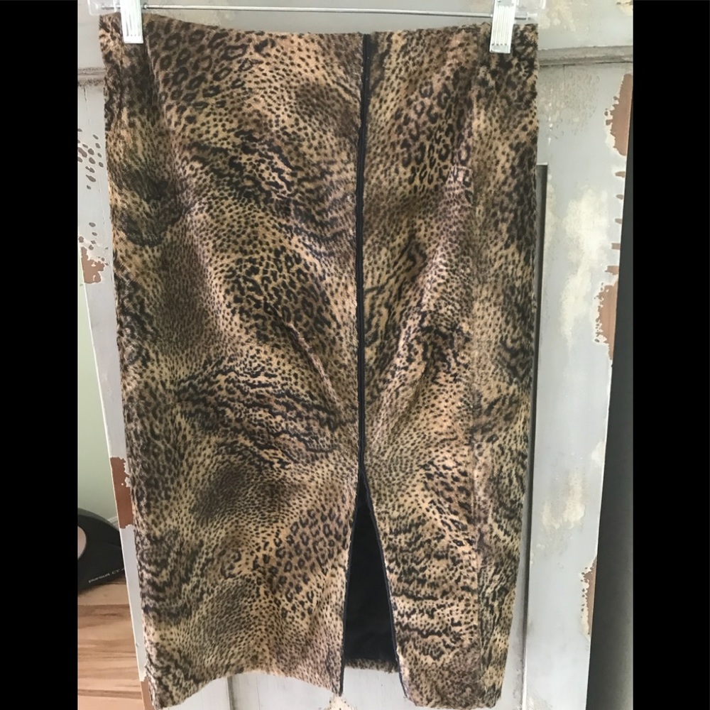 Worth Leopard-Print Pencil Skirt in Tan and Black